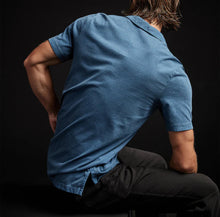 Load image into Gallery viewer, S/S Men’s Crew in Lake