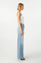 Load image into Gallery viewer, Frida Outlaw Jean