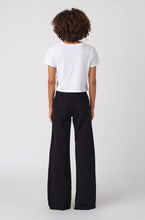 Load image into Gallery viewer, Frida Jean in Black Oak