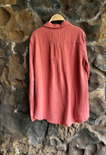 Load image into Gallery viewer, Carol Shirt in Camélia