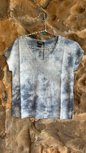 Load image into Gallery viewer, Hand Painted Linen V Neck Tee with Shade Effect in Water