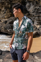 Load image into Gallery viewer, Puakala Green Relaxed Aloha Shirt