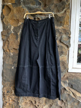 Load image into Gallery viewer, Egg Pants in Black Denim