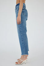 Load image into Gallery viewer, Peccole Wide Straight Jean in Dark Blue