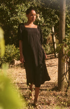 Load image into Gallery viewer, Brooke Linen Dress in Black