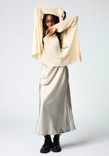 Load image into Gallery viewer, Hand Painted V Neck Cashmere Pullover in Burro