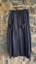 Load image into Gallery viewer, Y Skirt in Marble Black