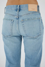 Load image into Gallery viewer, Cumberland Straight Jean in Light Blue