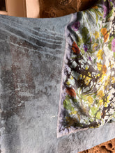 Load image into Gallery viewer, WORK OF ART FOULARD in N/Water