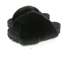 Load image into Gallery viewer, The Roam Cloud Slippers in Black ***Final Sale Not eligible for returns or exchanges