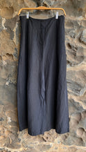 Load image into Gallery viewer, Egg Pants in Silk