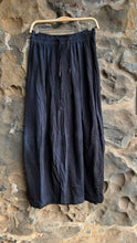 Load image into Gallery viewer, Y Skirt in Marble Black
