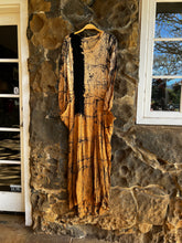 Load image into Gallery viewer, Recortes Dress in Brush Black + Caramel