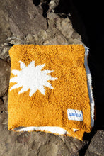 Load image into Gallery viewer, Sundream - Sun Plush Throw - Buckhorn Brown