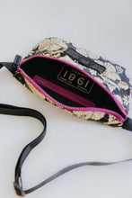 Load image into Gallery viewer, Wings Hawaii - Adventure Hip Pack - Hana Nightfall