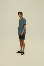 Load image into Gallery viewer, Wavy Cuba Terry Shirt
