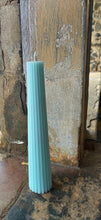 Load image into Gallery viewer, Fluted Pillar