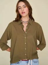 Load image into Gallery viewer, Beau Shirt in Green Moss