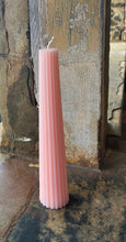 Load image into Gallery viewer, Fluted Pillar