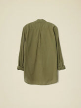 Load image into Gallery viewer, Beau Shirt in Green Moss