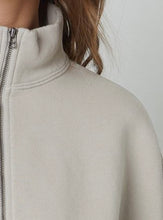 Load image into Gallery viewer, Ali Zipper Collar Fleece
