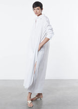 Load image into Gallery viewer, Poplin Shirtdress in White
