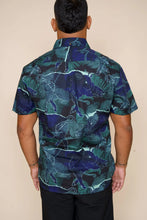 Load image into Gallery viewer, Kamapuua’a Tailored Aloha Shirt in Blue
