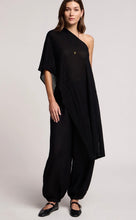 Load image into Gallery viewer, Floren Poncho/ sweater in Black

