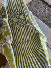 Load image into Gallery viewer, GYPSY STUDIO - Hippie Bag Weekender Bags Travel Bag Quilted Cotton Tote Bag
