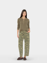 Load image into Gallery viewer, Baxter Pant in Camo Green
