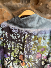 Load image into Gallery viewer, WORK OF ART FOULARD in N/Water
