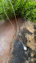 Load image into Gallery viewer, Silver Tahitian Pearl Necklace in S/S
