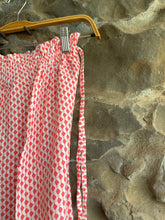 Load image into Gallery viewer, Luna Shorts in Guava Fish Print
