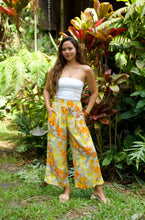 Load image into Gallery viewer, Watch For Sharks Palazzo Pants

