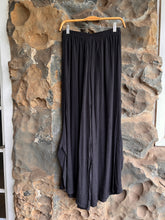 Load image into Gallery viewer, Hale Pant in Black
