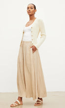 Load image into Gallery viewer, Bailey Maxi Linen Skirt in Buiscut
