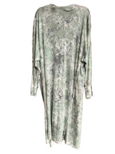 Load image into Gallery viewer, Camouflage Linen Long Cardigan in Jade

