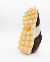 Load image into Gallery viewer, Oskaka in Espresso
