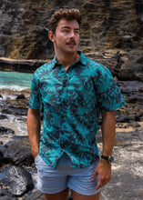 Load image into Gallery viewer, Hāpuʻu Tree Fern Aloha Shirt in Teal
