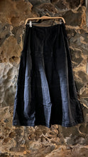 Load image into Gallery viewer, Egg Pants in Black Denim

