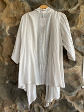 Load image into Gallery viewer, Bat Convertible Jacket, Sand
