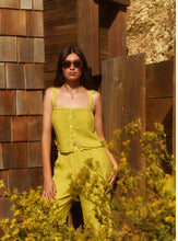 Load image into Gallery viewer, Quin Linen Strap Tank Top
