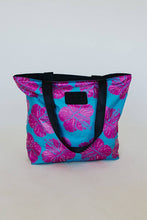 Load image into Gallery viewer, Wings Hawaii - Adventure Tote: Kohala Migration
