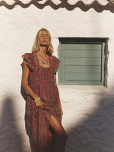 Load image into Gallery viewer, Jaynie Dress in Sienna Petals
