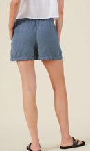 Load image into Gallery viewer, Sutton Linen Shorts in Hailstone Blue
