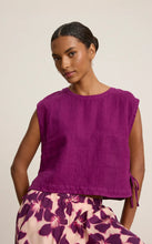 Load image into Gallery viewer, Tavia Linen Top in Grapes
