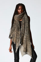 Load image into Gallery viewer, Unisex Knitted Scarf in Wool and Cashmere
