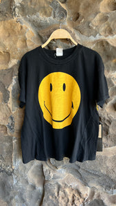 Keep Smiling Cropped Tee in Coal Pigment