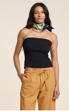 Load image into Gallery viewer, Kess Strapless Top in Black
