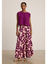 Load image into Gallery viewer, Tavia Linen Top in Grapes

